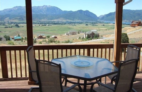 Huntsville House | Snowbasin - Utah's Hidden Skiing Treasure!
