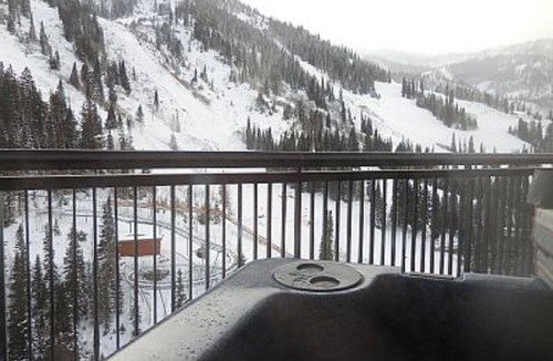 Salt Lake Mountain Resorts Condo | Snowbird Ski Resort -Two-room Suite, 2 Baths ski-in condo!