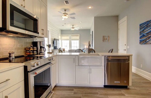 Cinnamon Shore Apartment | So Long TC 10305