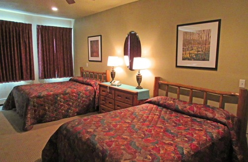 Cooke City-Silver Gate Hotel | Soda Butte Lodge