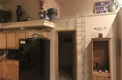 Kalispell Cabin | Somers Kalispell two Bedroom Ground Floor Cabin for long term monthly Rentals