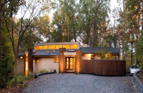 Dumbarton House | Sophisticated Private Retreat, HotTub/Biking/Walking Trails/Kayaking,