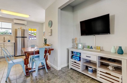 Fernandina Beach Condo | South Beach Cabana Down | Patio | Pool | Across Street from Beach