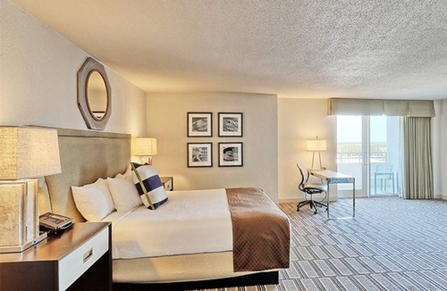 League City Hotel | South Shore Harbour Resort & Conference Center
