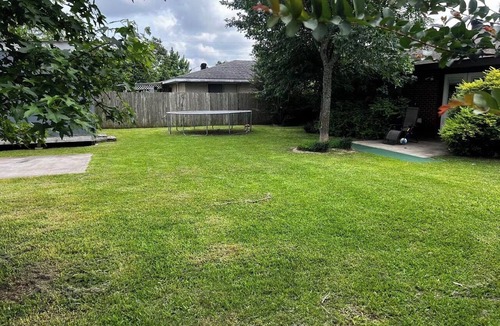 Lake Charles House | Southern Charm- pets allowed! 2 miles from Casinos