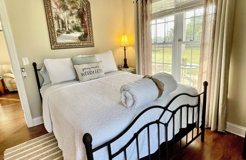 Cordova House | Southern Charm/Southern Hospitality!