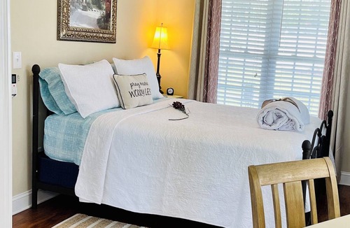 Cordova House | Southern Charm/Southern Hospitality!