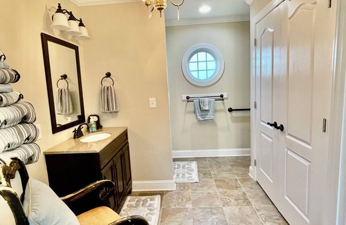 Cordova House | Southern Charm/Southern Hospitality!