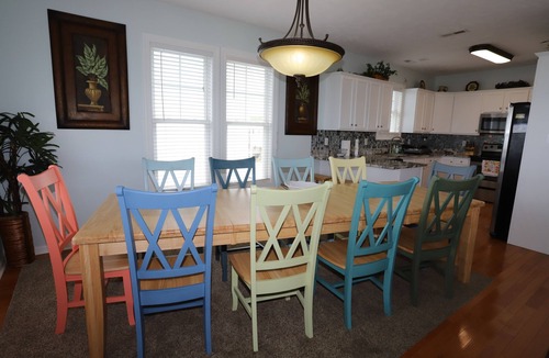 Surf City House | Southern Comfort : Private Pool, Hot Tub, Ocean Views, Elevator, & Walk to Town