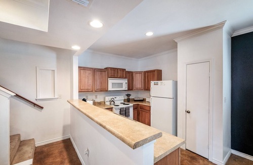 Medical Center District House | SP1 20% OFF New 3BR Home for Families or Large Groups 5-mins from Methodist
