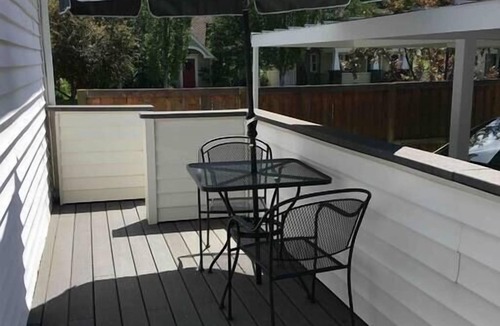 Old Bend Apartment | Spacious 1 Bedroom across from Drake Park