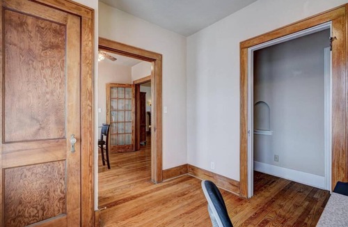 Asian District Apartment | Spacious 1BR Apt Sleeps4 by OCU - Office Fast Wifi