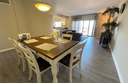 Monterey Park Apartment | Spacious 2 Bed, 2-Bath Apartment in Monterey Park