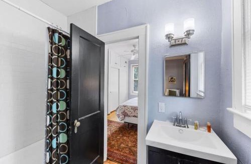 Cherry House | Spacious 2BR in Myers Park with sunroom