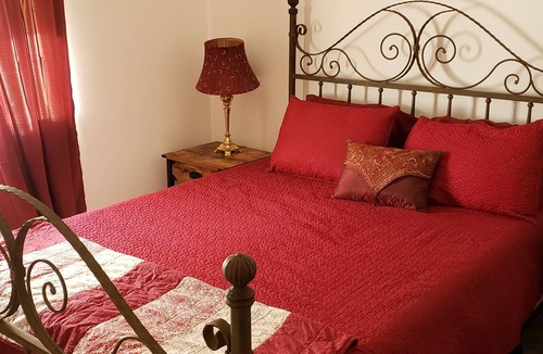 Troy House | Spacious 3+ bedroom 2 bath home located on the Kootenai River near Troy.
