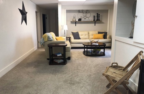 Fairfield Apartment | Spacious 3-bedroom apartment in fabulous Fairfield with AC, WiFi