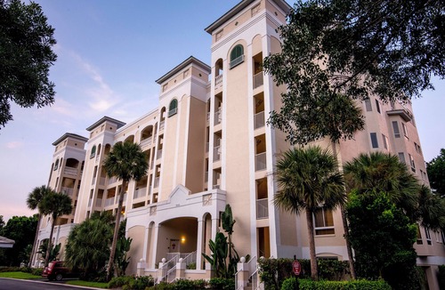 Pelican Bay Condo | Spacious 3-bedroom condo minutes from beach with access to resort-like amenities