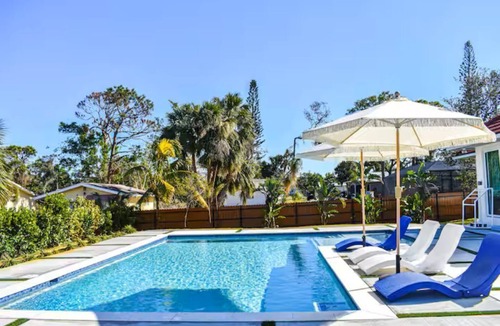 Bonita Shores House | Spacious 4 Bedroom Home in Bonita Springs Heated Pool 5 Minutes from Beach