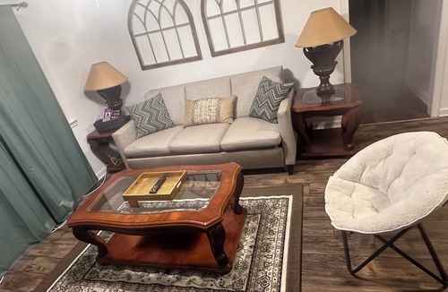 Conway Apartment | Spacious 4-bedroom apartment with WiFi, AC in charming Conway