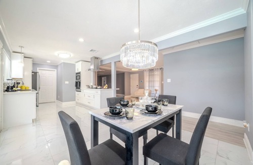 Clodine House | Spacious 4-bedroom house in awesome Houston