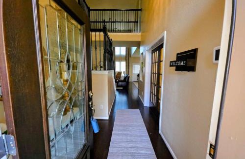 Clodine Villa | Spacious 4 Bedroom Luxury Retreat in Peaceful Richmond Katy Sleeps 10