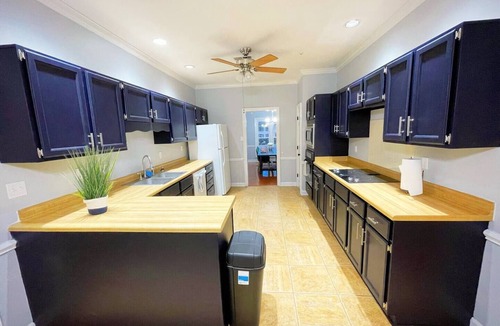 Ellendale House | Spacious 4-Bedroom Retreat with Game Room and Backyard BBQ