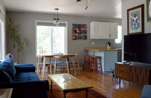Franklin to the Fort House | Spacious 4bed, super close to UM & Downtown