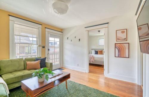 Overlook House | Spacious 4BR - Walkable - Funky PDX Vibes