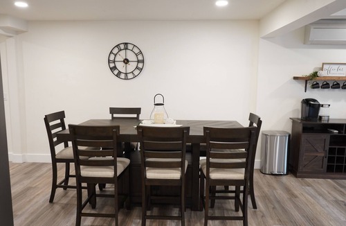 Strasburg House | Spacious 5-bedroom house with WiFi, AC in welcoming Paradise