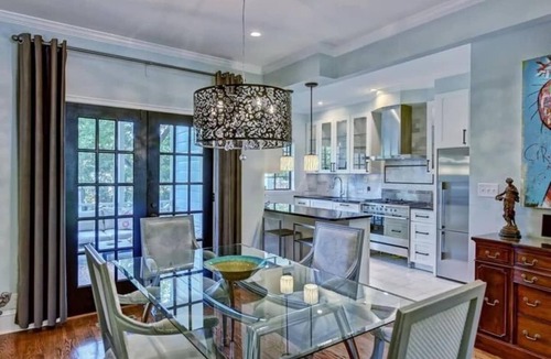 Myers Park Condo | Spacious 6BR Family Retreat | Parking | Near Uptown & Medical Centers