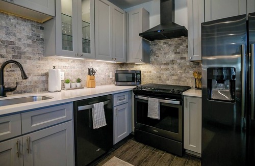 Washington Ave./ Memorial Park House | Spacious 8BR/8BA Home Group Retreat Houston