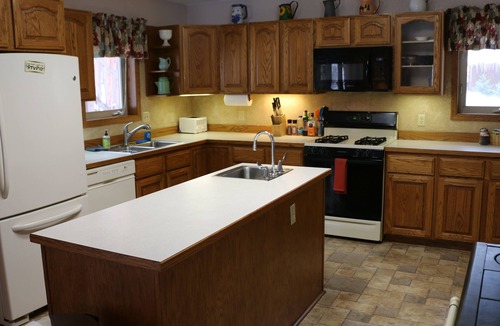 Gibbonsville House | Spacious and cozy cabin near Lost Trail and Salmon