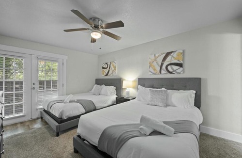 Arlington Apartment | Spacious and Stylish Apartment right near ATT Stadium