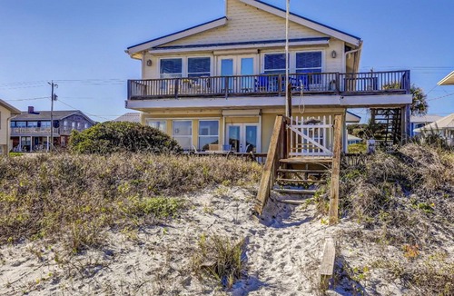 Ocean Cay House | Spacious Beachfront Home w/Deck, Balcony, Central A/C, Washer/Dryer, and WiFi