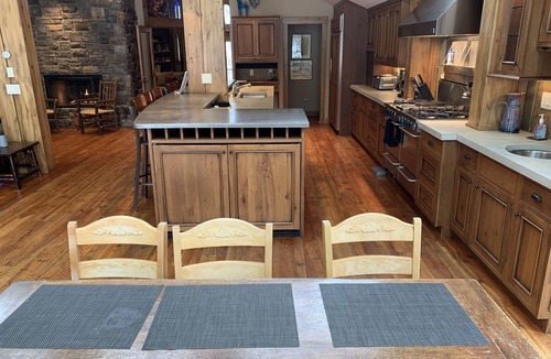 Teton Village House | Spacious & Beautifully Appointed Jackson Hole Mountainside Ski Lodge Sleeps 17+
