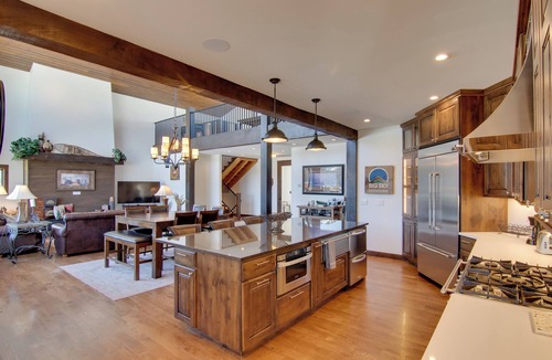 Big Sky House | Spacious Big Sky Home w/Hot Tub & Grill!