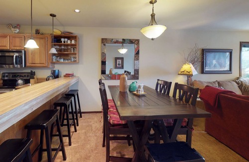 McCall Condo | Spacious condo with balcony, lake view, and full kitchen - walk to the water