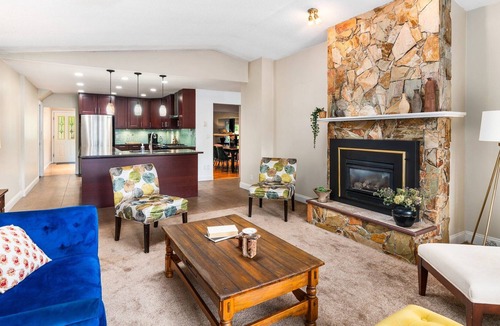 Delta House | Spacious Delta Oasis Sleeps 14