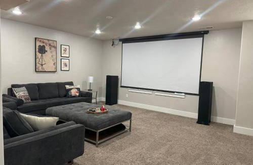 Meridian House | Spacious Family Retreat with Hot Tub & Home Theater