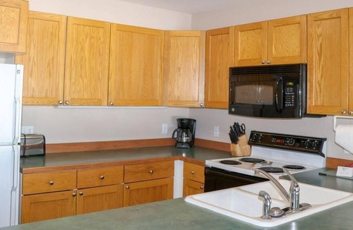 Columbia Falls Condo | Spacious Golf Front 2 Bed Condo