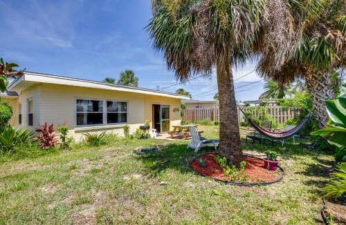 Oakview Heights House | Spacious Home w/Yard - 1/2 Mi to Ormond Beach!