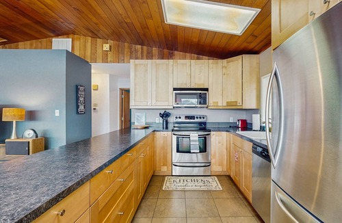 Chelan House | Spacious Home with Incredible Lake Views, Big Deck, & Private Hot Tub