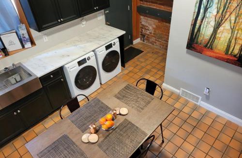 Corryville Apartment | Spacious Industrial split level with a Balcony