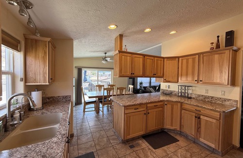 Wolf Creek House | Spacious Lake House in the heart of Holter Lake MT