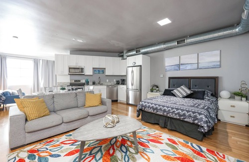 Cortez Hill Apartment | Spacious Loft near Gaslamp/Little Italy in Downtown San Diego