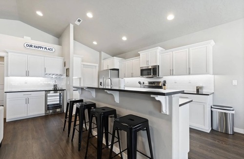 Nampa House | Spacious Nampa Stay | Minutes to Lake, Golf Course, Dining, Shops & I-84