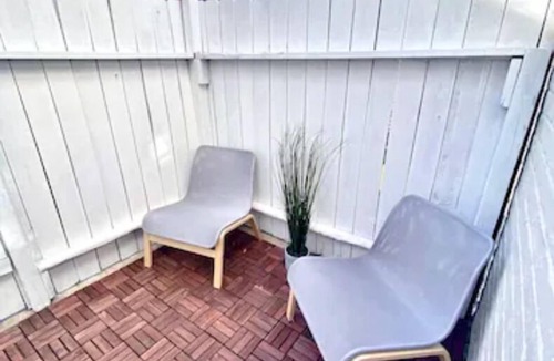 Spring Branch West House | Spacious pad 🌟 with private patio and shared pool🌟