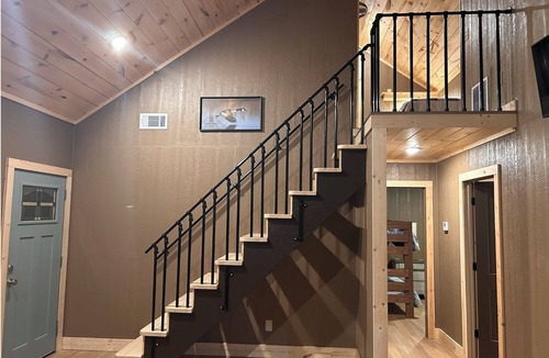 Vian Cabin | Spacious & Private Sandtown Cabin in Vian, OK