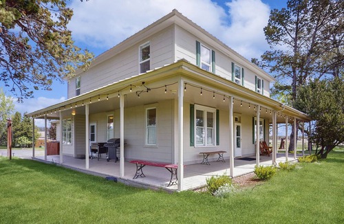 Crooked River Ranch House | Spacious Ranch Home on Long Hollow Ranch, w/hot tub, WiFi, access to trails