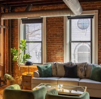 Over-the-Rhine Apartment | Spacious Retreat w Private Roof Deck Walkable to ALL